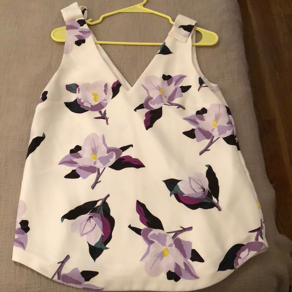 White floral banana republic blouse